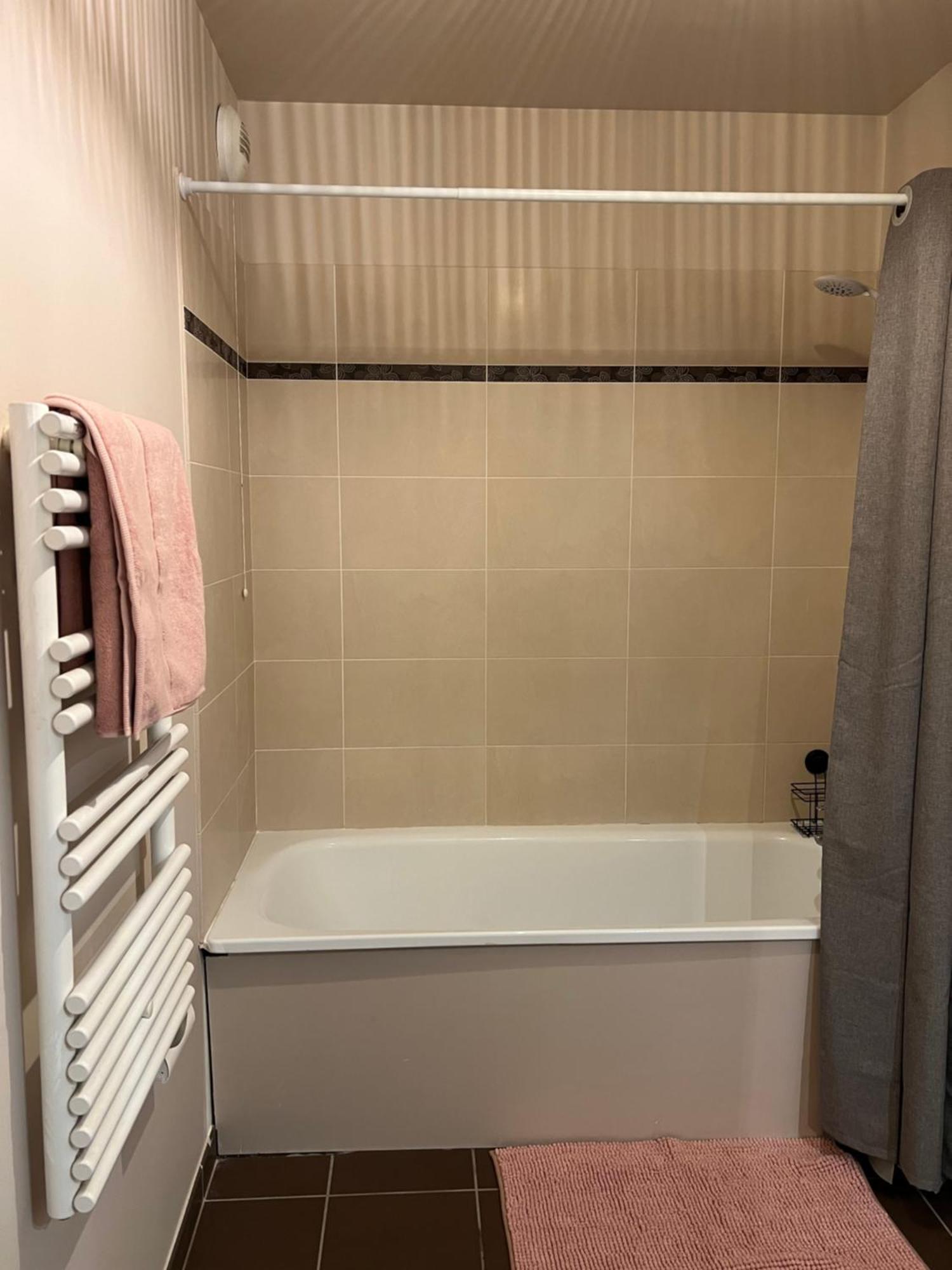 Appartement Disneyland Idealement Situe 塞里斯 外观 照片